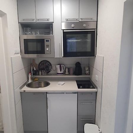 Stan 111 Apartment Orasje Luaran gambar
